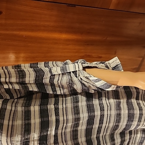 Button Down Shirt - Picture 3 of 9